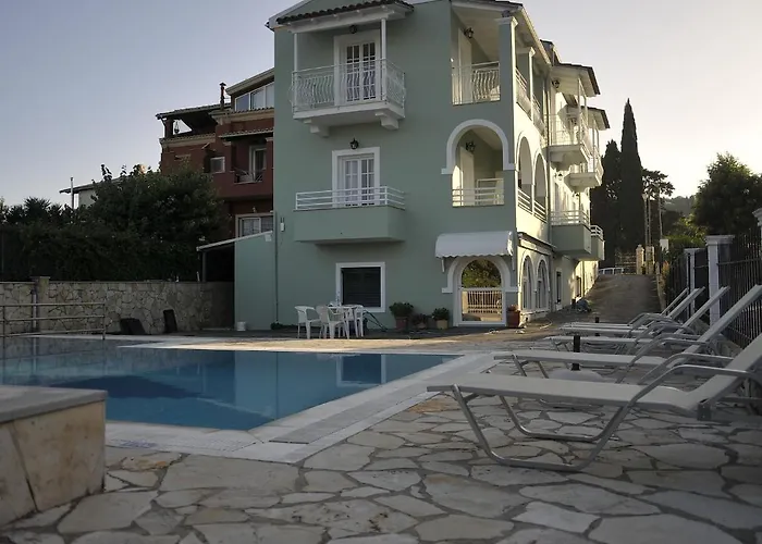 Spiros Athinaios Apartment's Апартаменты